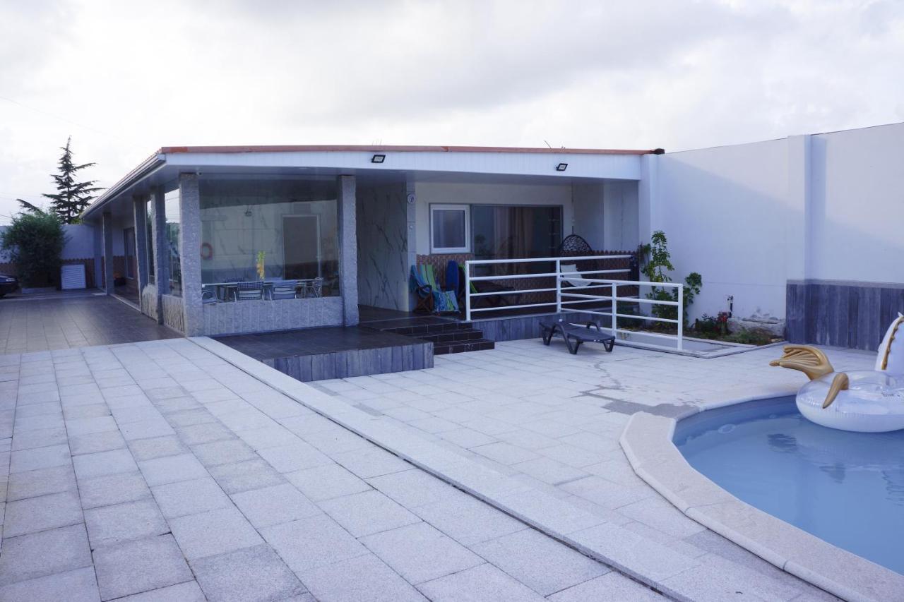Casinha Das Bonecas - Casa Com Piscina Privada Aveiro Exterior photo
