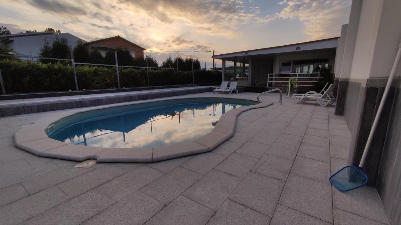 Casinha Das Bonecas - Casa Com Piscina Privada Aveiro Exterior photo